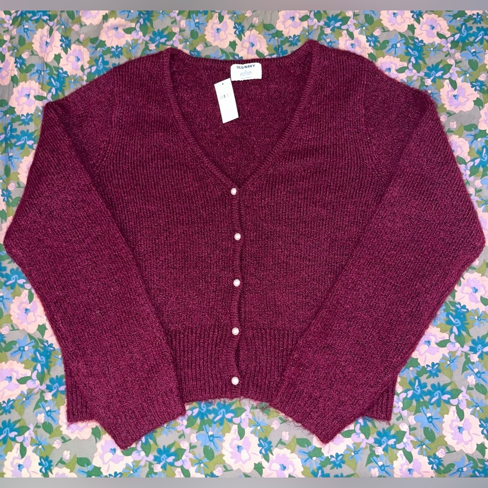 Old Navy Cropped Sweater